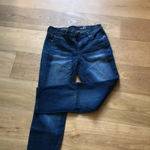 J.CREW Broken in boyfriend jean